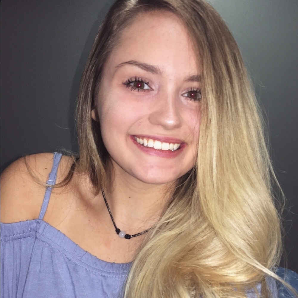 Meet your Posher, Kaylee
